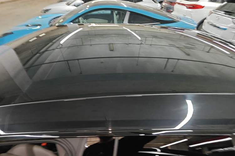 Used Lynk & Co Z10 2025 95 kWh 766 km Range Rear-Wheel Drive Max Roof