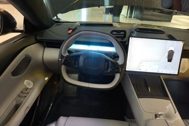 Used Lynk & Co Z10 2025 STARBUFF 95 kWh 766 km Range Rear-Wheel Drive Steering Wheel