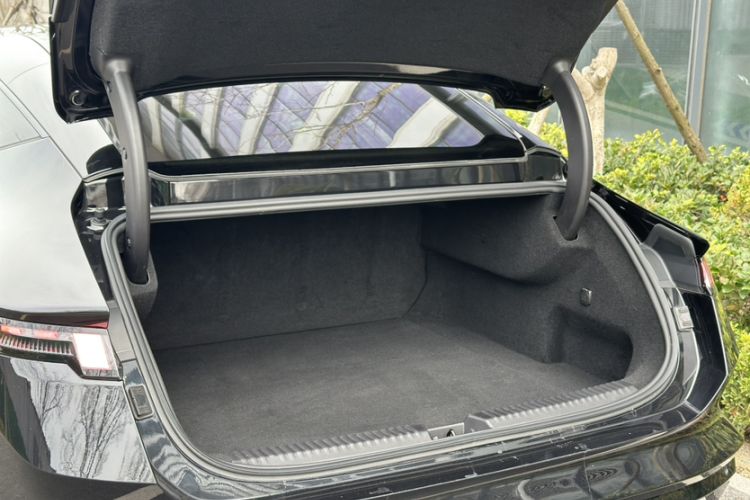 Used Lynk & Co Z10 2025 STARBUFF 95 kWh 680 km All-Wheel Drive Intelligent Driving Trunk