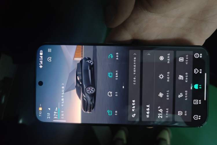 Used Lynk & Co Z10 2025 95 kWh 806 km Range Rear-Wheel Drive Advanced Driver-Assistance System Max Vehicle Key