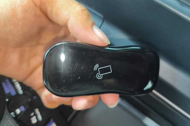 Used Lynk & Co Z10 2025 STARBUFF 95 kWh 766 km Range Rear-Wheel Drive Vehicle Key