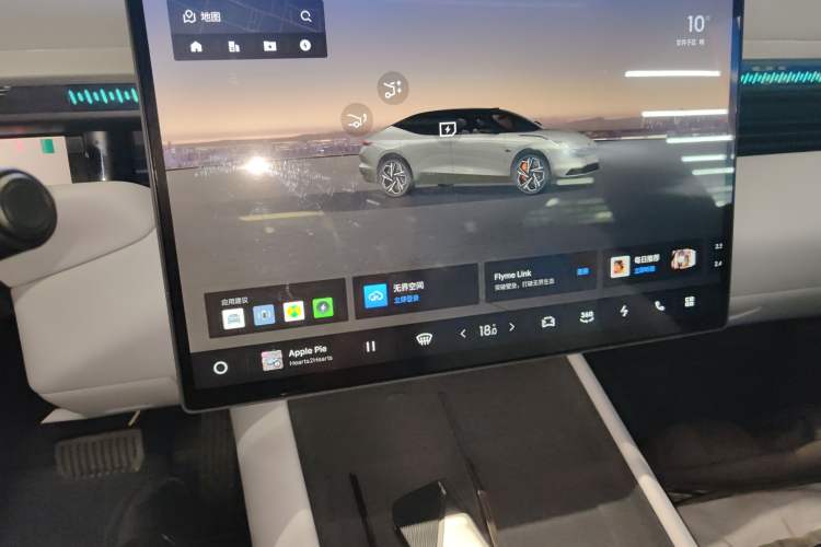 Used Lynk & Co Z10 2025 95 kWh 702 km All-Wheel Drive Intelligent Driving Ultra Audio And AC Panel