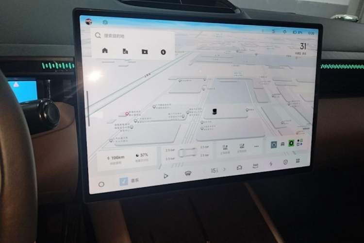 Used Lynk & Co Z10 2025 95 kWh 702 km All-Wheel Drive Intelligent Driving Ultra Audio And AC Panel