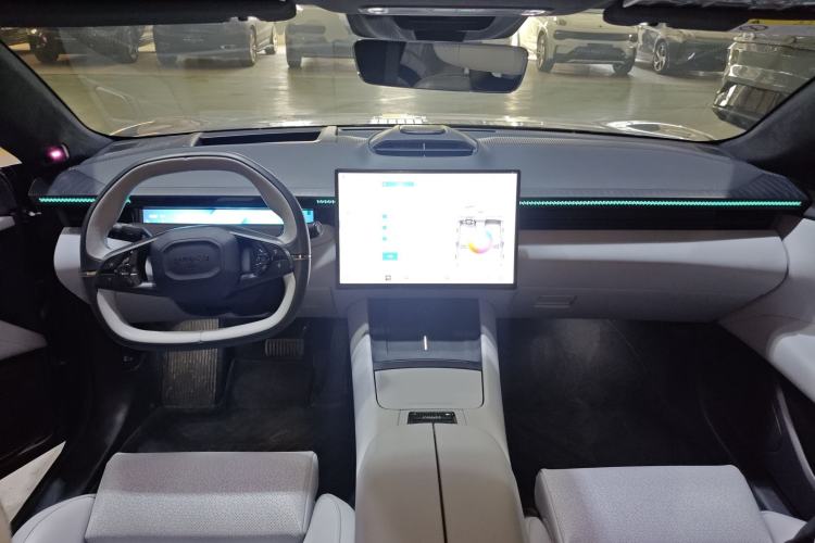 Used Lynk & Co Z10 2025 95 kWh 702 km All-Wheel Drive Intelligent Driving Ultra Center Console