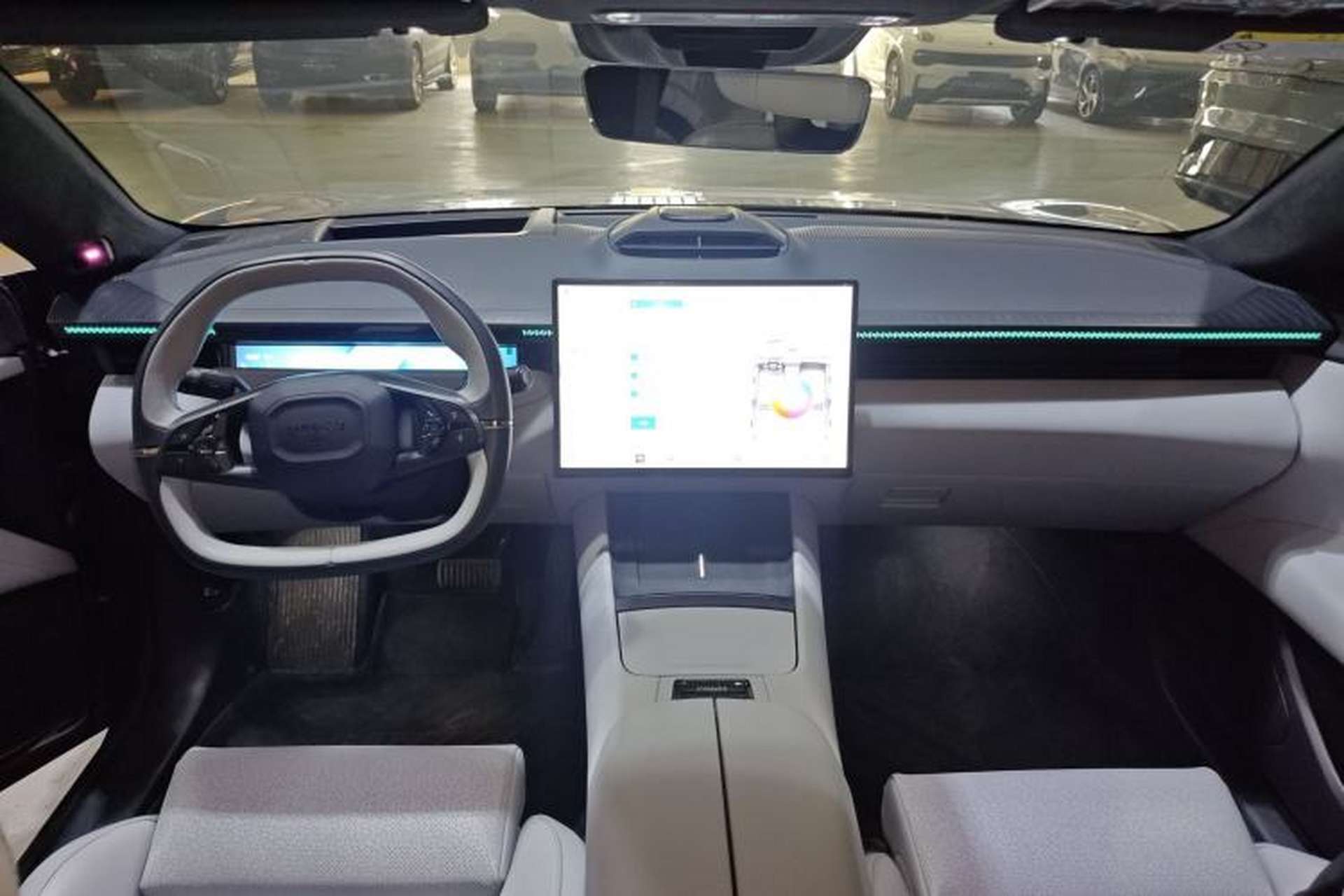 Used Lynk & Co Z10 2025 95 kWh 702 km All-Wheel Drive Intelligent Driving Ultra Center Console