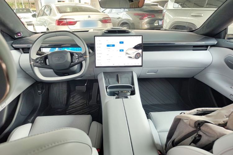 Used Lynk & Co Z10 2025 95 kWh 702 km All-Wheel Drive Intelligent Driving Ultra Center Console