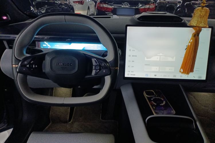 Used Lynk & Co Z10 2025 95 kWh 702 km All-Wheel Drive Intelligent Driving Ultra Center Console