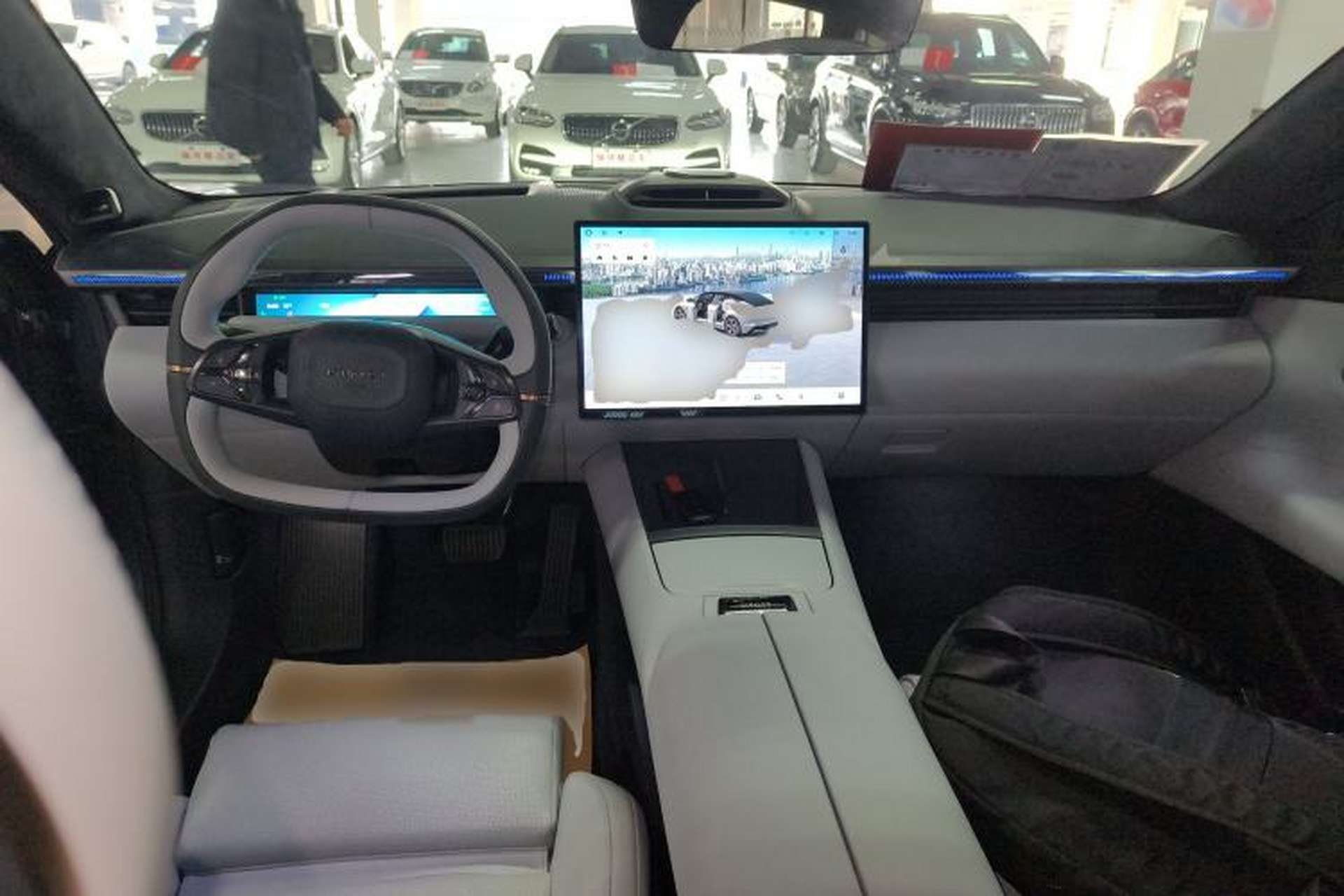 Used Lynk & Co Z10 2025 95 kWh 702 km All-Wheel Drive Intelligent Driving Ultra Center Console