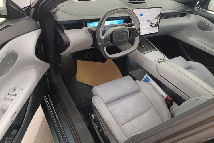 Used Lynk & Co Z10 2025 95 kWh 702 km All-Wheel Drive Intelligent Driving Ultra Driver Seat