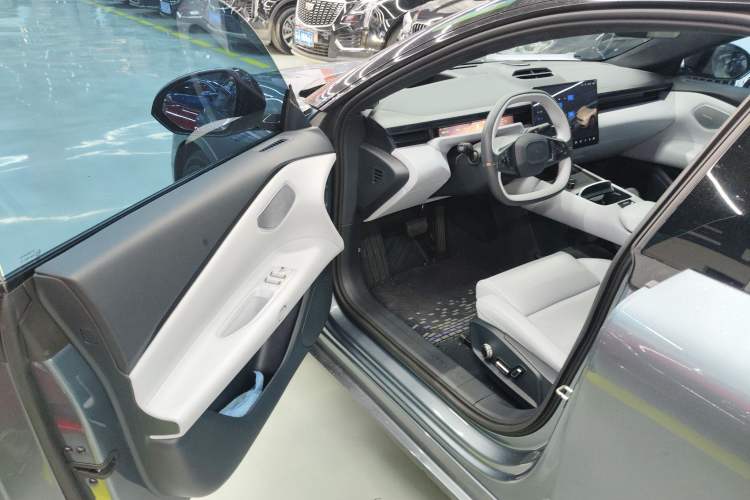 Used Lynk & Co Z10 2025 95 kWh 702 km All-Wheel Drive Intelligent Driving Ultra Driver Seat