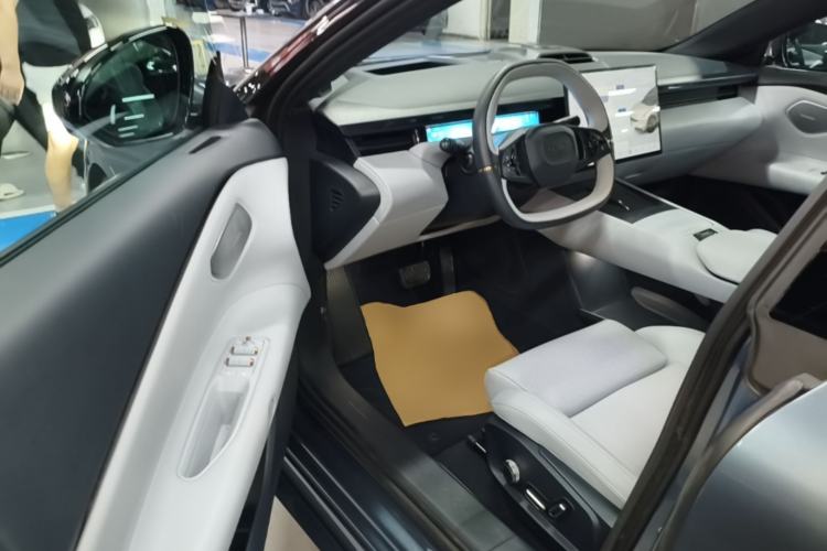 Used Lynk & Co Z10 2025 95 kWh 702 km All-Wheel Drive Intelligent Driving Ultra Driver Seat