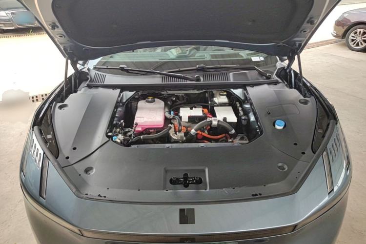 Used Lynk & Co Z10 2025 95 kWh 702 km All-Wheel Drive Intelligent Driving Ultra Engine Bay