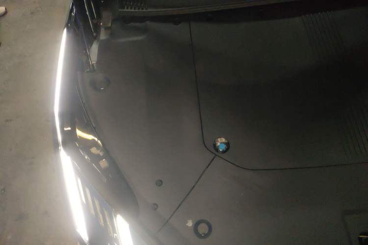 Used Lynk & Co Z10 2025 95 kWh 702 km All-Wheel Drive Intelligent Driving Ultra Engine Bay Right