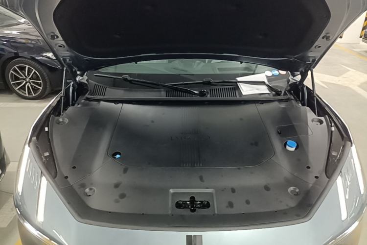 Used Lynk & Co Z10 2025 95 kWh 702 km All-Wheel Drive Intelligent Driving Ultra Engine Bay