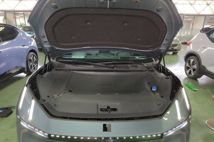 Used Lynk & Co Z10 2025 95 kWh 702 km All-Wheel Drive Intelligent Driving Ultra Engine Bay