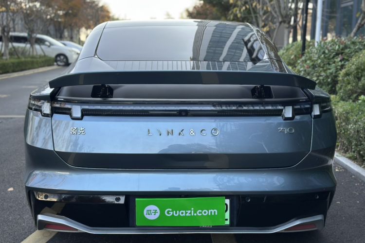 Used Lynk & Co Z10 2025 95 kWh 702 km All-Wheel Drive Intelligent Driving Ultra Exterior 1