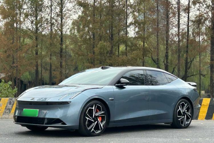 Used Lynk & Co Z10 2025 95 kWh 702 km All-Wheel Drive Intelligent Driving Ultra Exterior 1