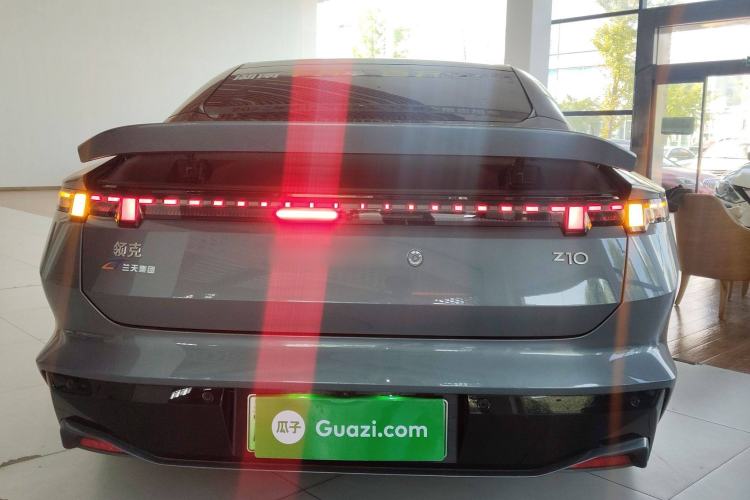 Used Lynk & Co Z10 2025 95 kWh 702 km All-Wheel Drive Intelligent Driving Ultra Exterior 4