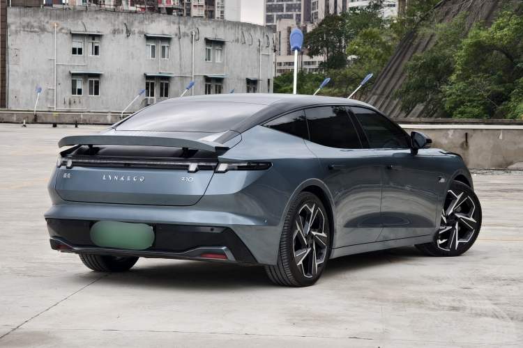 Used Lynk & Co Z10 2025 95 kWh 702 km All-Wheel Drive Intelligent Driving Ultra Exterior 4
