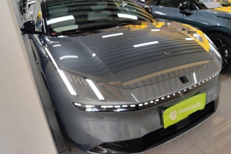 Used Lynk & Co Z10 2025 95 kWh 702 km All-Wheel Drive Intelligent Driving Ultra Front Right 45 Deg