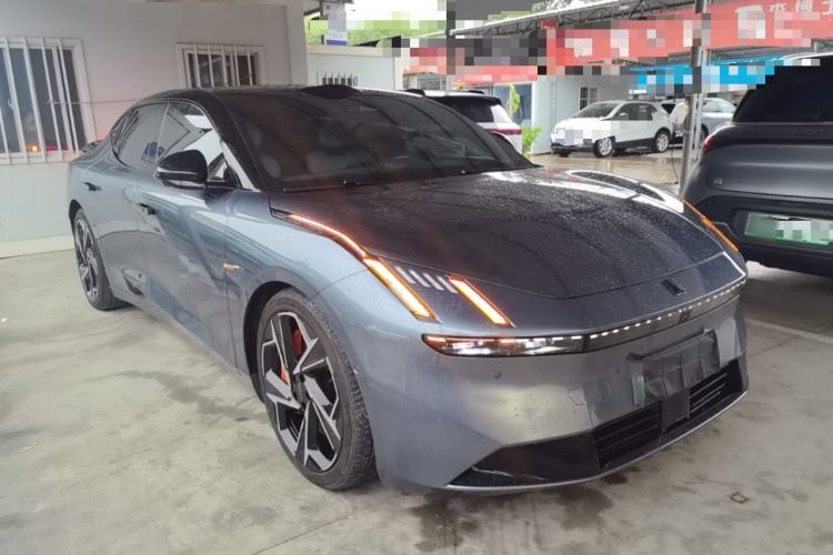 Used Lynk & Co Z10 2025 95 kWh 702 km All-Wheel Drive Intelligent Driving Ultra Front Right 45 Deg