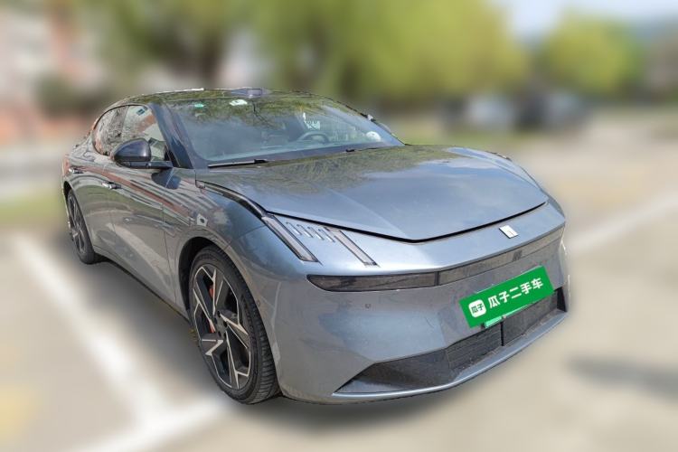 Used Lynk & Co Z10 2025 95 kWh 702 km All-Wheel Drive Intelligent Driving Ultra Front Right 45 Deg