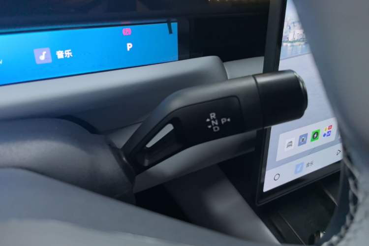 Used Lynk & Co Z10 2025 95 kWh 702 km All-Wheel Drive Intelligent Driving Ultra Gear Lever