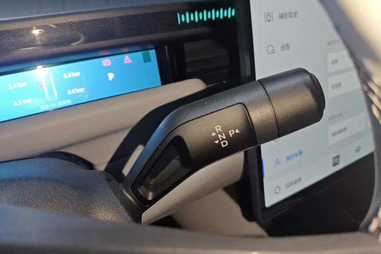 Used Lynk & Co Z10 2025 95 kWh 702 km All-Wheel Drive Intelligent Driving Ultra Gear Lever