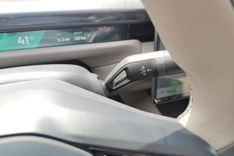 Used Lynk & Co Z10 2025 95 kWh 702 km All-Wheel Drive Intelligent Driving Ultra Gear Lever