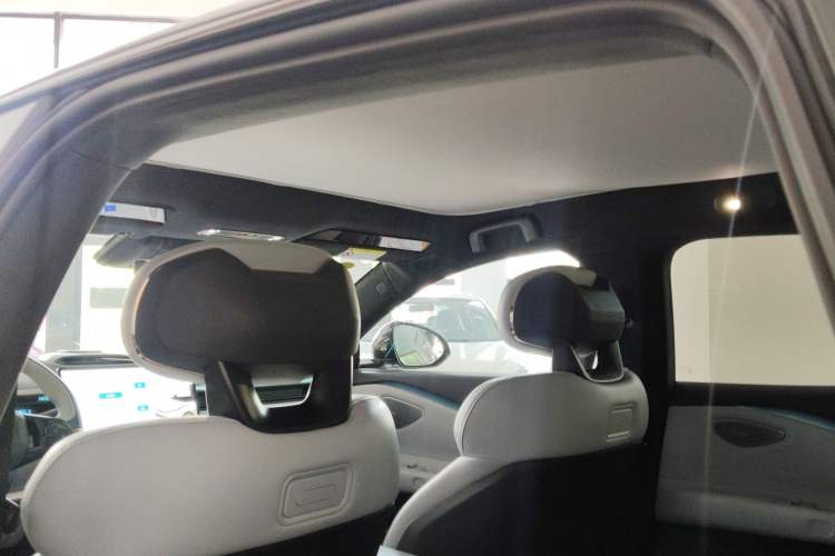 Used Lynk & Co Z10 2025 95 kWh 702 km All-Wheel Drive Intelligent Driving Ultra Headliner