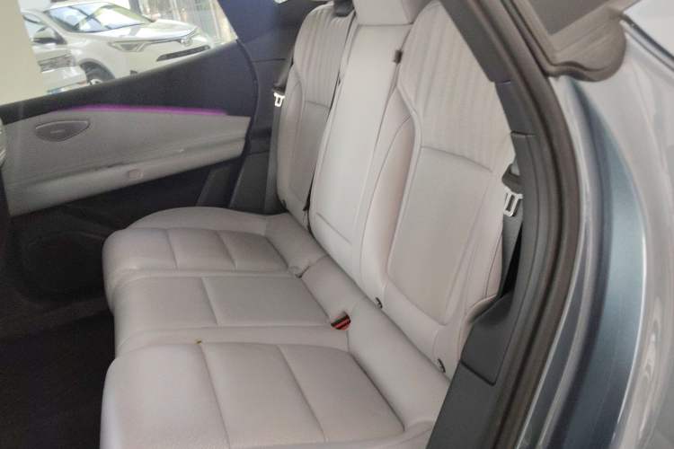 Used Lynk & Co Z10 2025 95 kWh 702 km All-Wheel Drive Intelligent Driving Ultra Interior 4