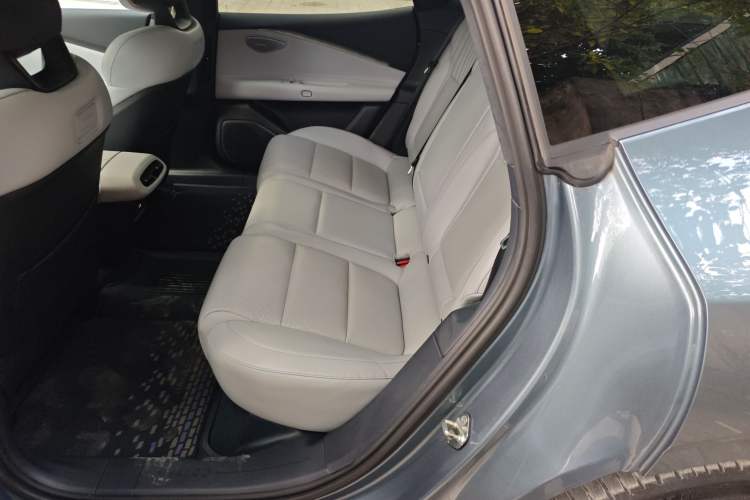 Used Lynk & Co Z10 2025 95 kWh 702 km All-Wheel Drive Intelligent Driving Ultra Interior 4
