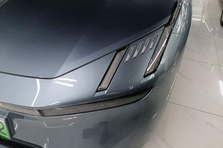 Used Lynk & Co Z10 2025 95 kWh 702 km All-Wheel Drive Intelligent Driving Ultra Left Front Headlight