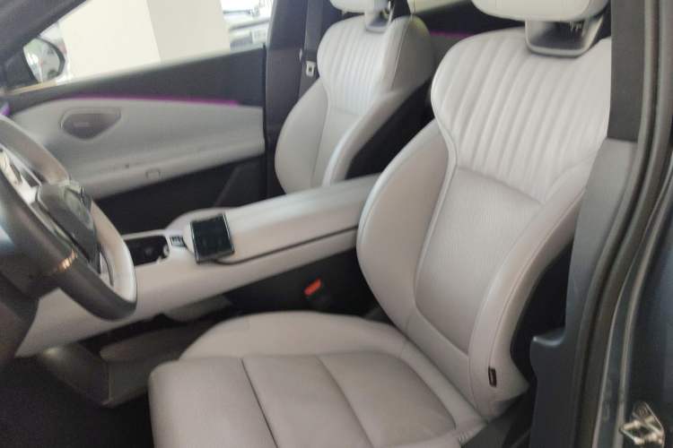 Used Lynk & Co Z10 2025 95 kWh 702 km All-Wheel Drive Intelligent Driving Ultra Left Front Seat