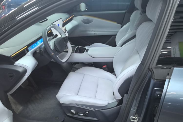 Used Lynk & Co Z10 2025 95 kWh 702 km All-Wheel Drive Intelligent Driving Ultra Left Front Seat