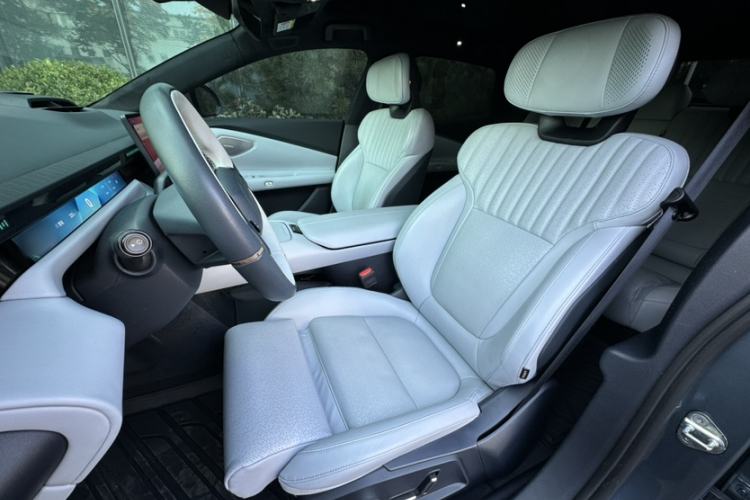 Used Lynk & Co Z10 2025 95 kWh 702 km All-Wheel Drive Intelligent Driving Ultra Left Front Seat