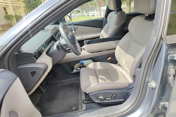 Used Lynk & Co Z10 2025 95 kWh 702 km All-Wheel Drive Intelligent Driving Ultra Left Front Seat