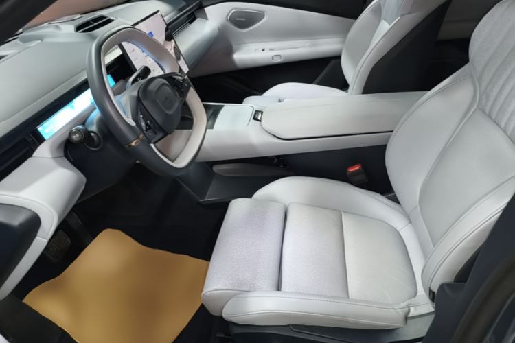 Used Lynk & Co Z10 2025 95 kWh 702 km All-Wheel Drive Intelligent Driving Ultra Left Front Seat