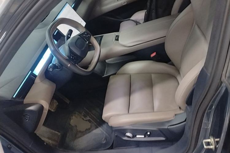 Used Lynk & Co Z10 2025 95 kWh 702 km All-Wheel Drive Intelligent Driving Ultra Left Front Seat