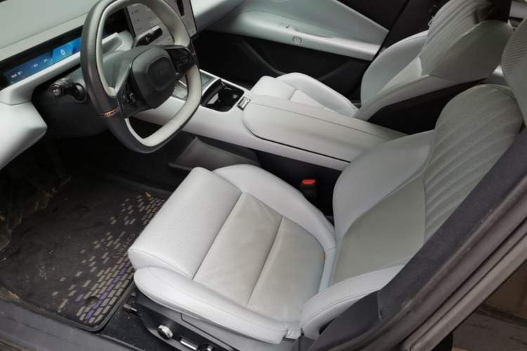 Used Lynk & Co Z10 2025 95 kWh 702 km All-Wheel Drive Intelligent Driving Ultra Left Front Seat