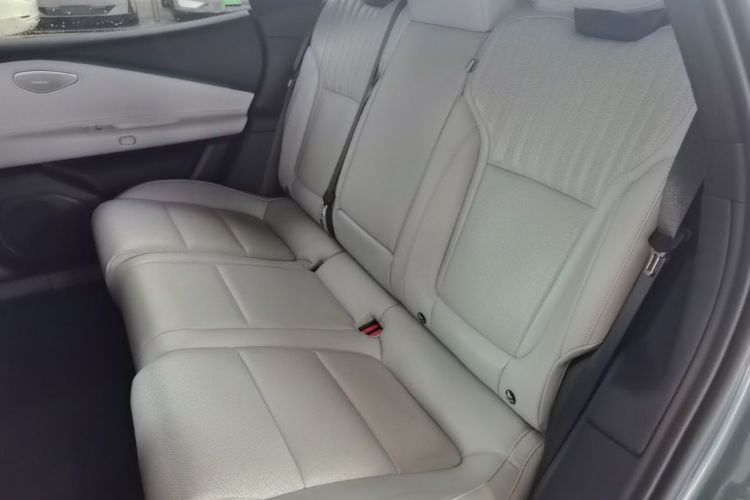 Used Lynk & Co Z10 2025 95 kWh 702 km All-Wheel Drive Intelligent Driving Ultra Left Rear Seat
