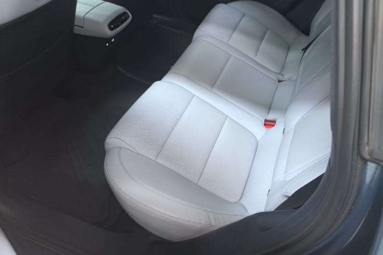 Used Lynk & Co Z10 2025 95 kWh 702 km All-Wheel Drive Intelligent Driving Ultra Left Rear Seat