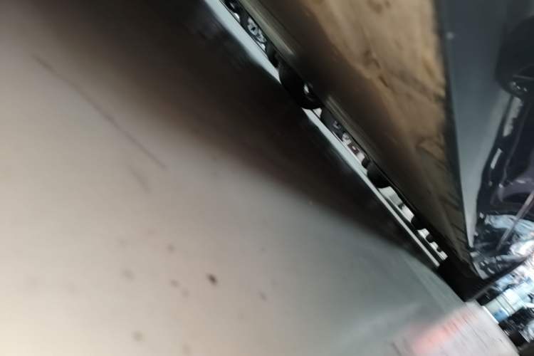 Used Lynk & Co Z10 2025 95 kWh 702 km All-Wheel Drive Intelligent Driving Ultra Left Side Sill