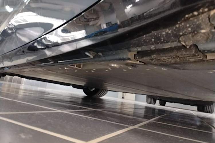 Used Lynk & Co Z10 2025 95 kWh 702 km All-Wheel Drive Intelligent Driving Ultra Left Side Sill