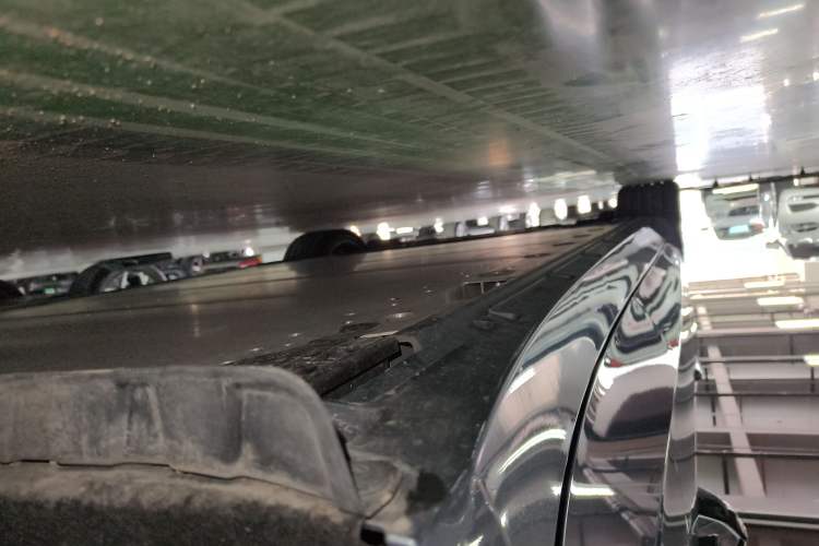 Used Lynk & Co Z10 2025 95 kWh 702 km All-Wheel Drive Intelligent Driving Ultra Left Side Sill