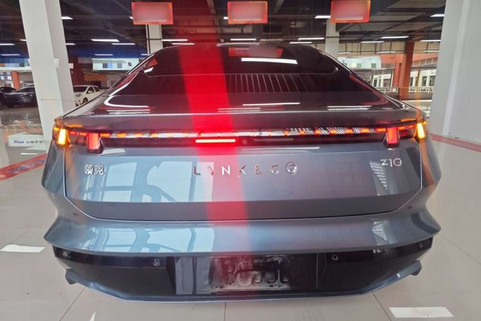 Used Lynk & Co Z10 2025 95 kWh 806 km Range Rear-Wheel Drive Advanced Driver-Assistance System Max Rear