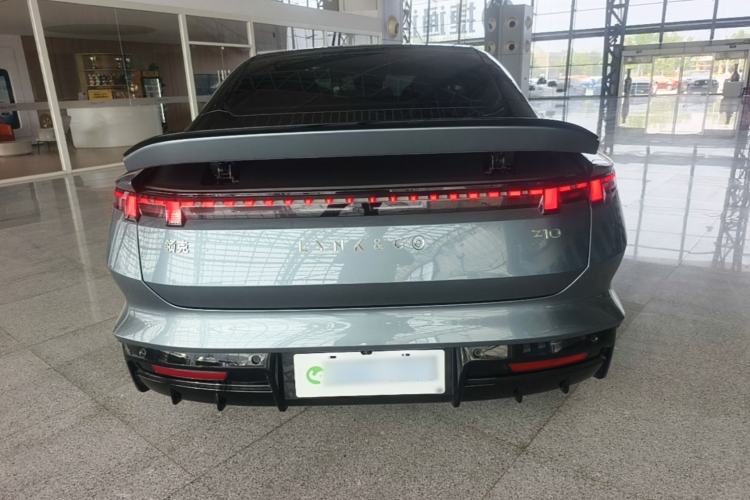 Used Lynk & Co Z10 2025 95 kWh 806 km Range Rear-Wheel Drive Advanced Driver-Assistance System Max Rear