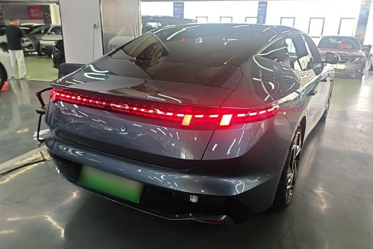 Used Lynk & Co Z10 2025 95 kWh 702 km All-Wheel Drive Intelligent Driving Ultra Rear Right 45 Deg
