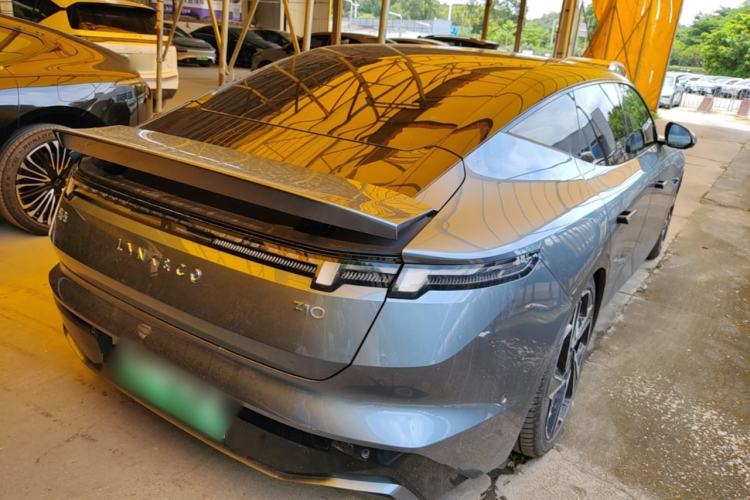 Used Lynk & Co Z10 2025 95 kWh 702 km All-Wheel Drive Intelligent Driving Ultra Rear Right 45 Deg