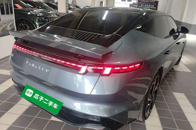 Used Lynk & Co Z10 2025 95 kWh 702 km All-Wheel Drive Intelligent Driving Ultra Rear Right 45 Deg